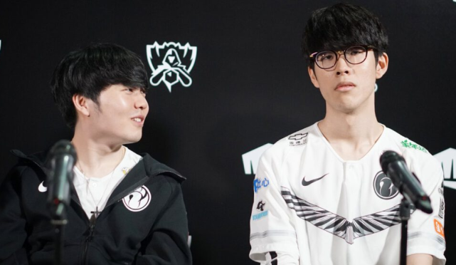 偶发变成趋 偶发变成趋