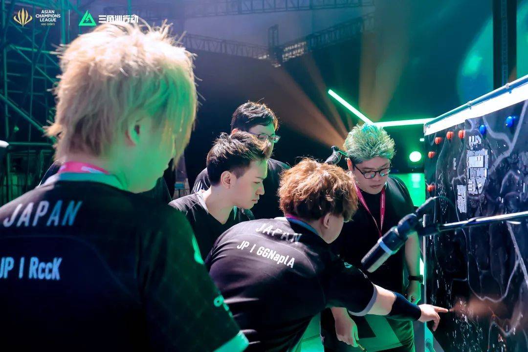 偶发变成趋 偶发变成趋