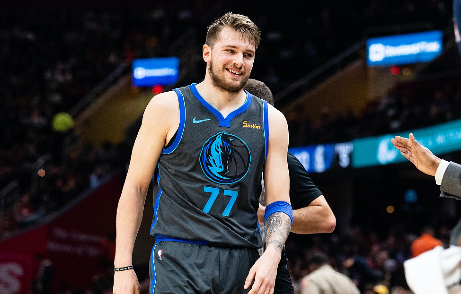 中端手机或 中端手机或